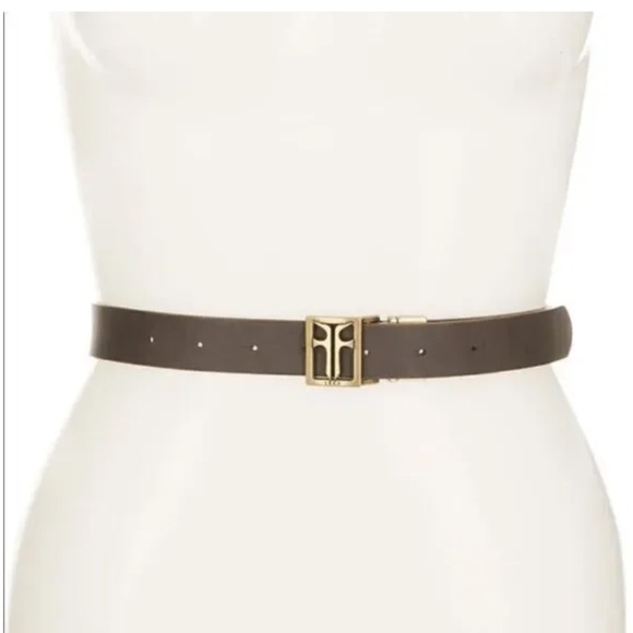 Frye Accessories - FRYE Women’s Genuine Leather Reversible Belt w/ LOGO size Medium